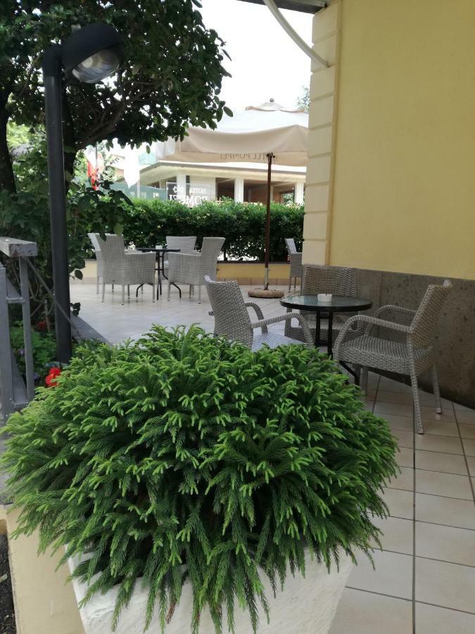 Hotel Pompei Fiuggi Exterior foto